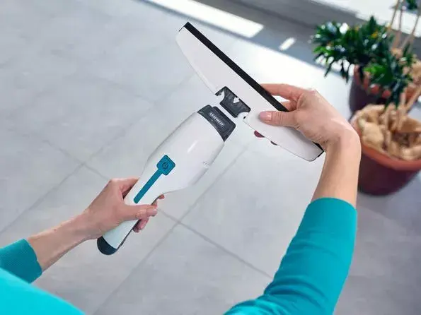 Leifheit Nemo 51030 window vacuum cleaner Photo 5