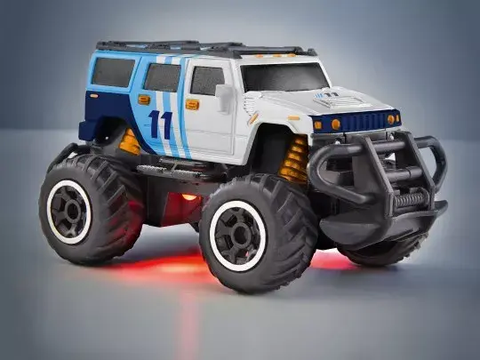 Auto REVELL Line Backer Photo 4