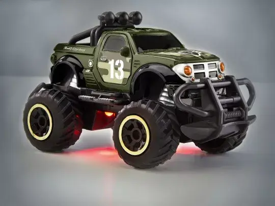 Car Revell Field Hunter Photo 4