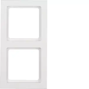 Socket outlet berker 10126099, white, width 151.5 mm, pack of 10