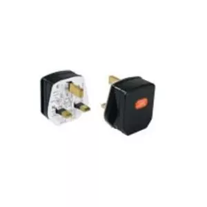 Electrical power plug Bachmann 910.176, 3-pole, 250 V AC, 13 A, black plastic housing