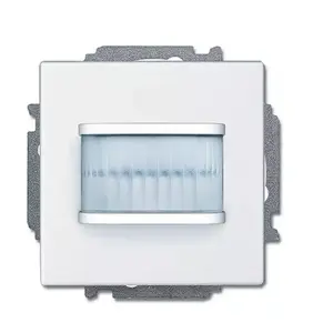 Motion detector Busch-Jaeger 6220-0-0109 — white, detection distance 6 m, IP20, light sensitivity 500 lx, 71×71×30 mm
