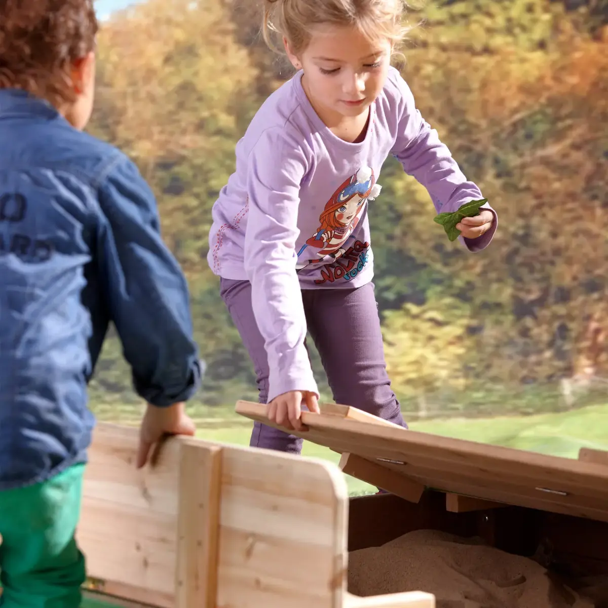 Песочница AXI Ella со скамейками Photo 8