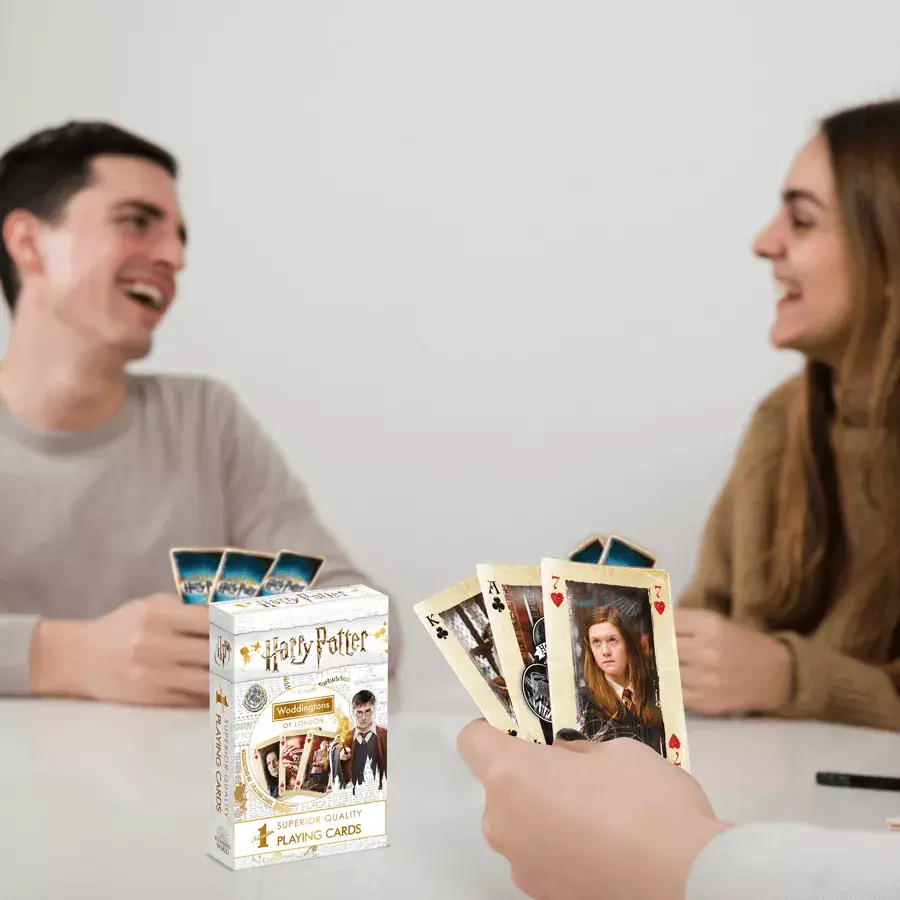 Winning Moves Harry Potter Card Game Party Photo 5