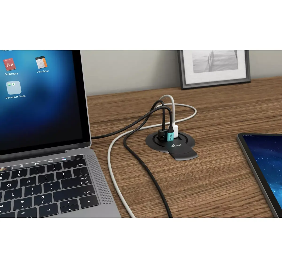 Зарядное устройство i-tec Встроенное настольное быстрое зарядное устройство USB-C PD 3.0 + 3x USB 3.0 QC3.0 Photo 7