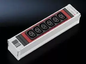 Силовой удлинитель Rittal DK 7856.082 — 6x C13, для помещений, алюминиевый корпус, красный