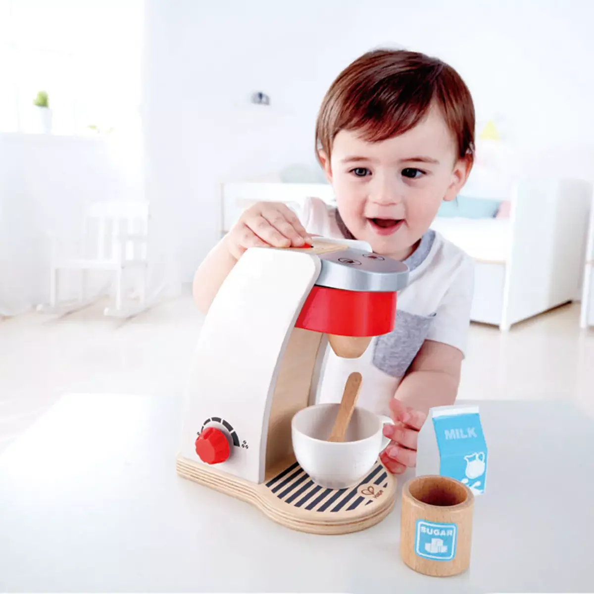 Игрушечная кофемашина Hape My Coffee Machine Photo 3
