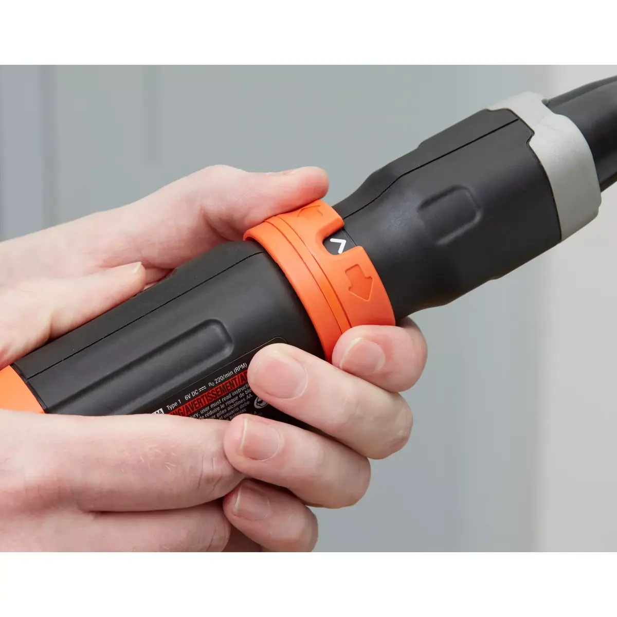 Multi-bit screwdriver Black & Decker BCF601C-XJ Photo 14