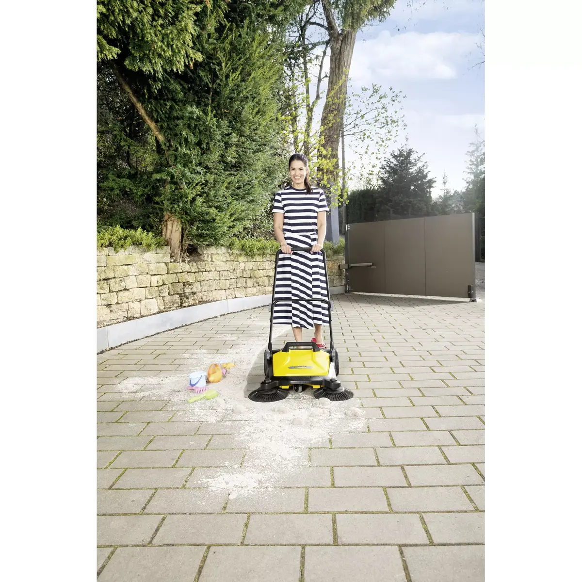Karcher S 4 Twin ручной подметальщик Photo 3