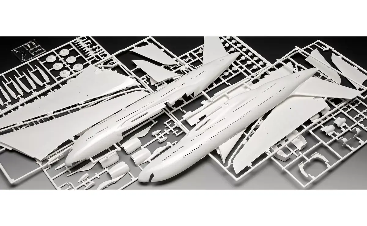 Sastādīta modeļa Revell Airbus A380-800 Photo 6