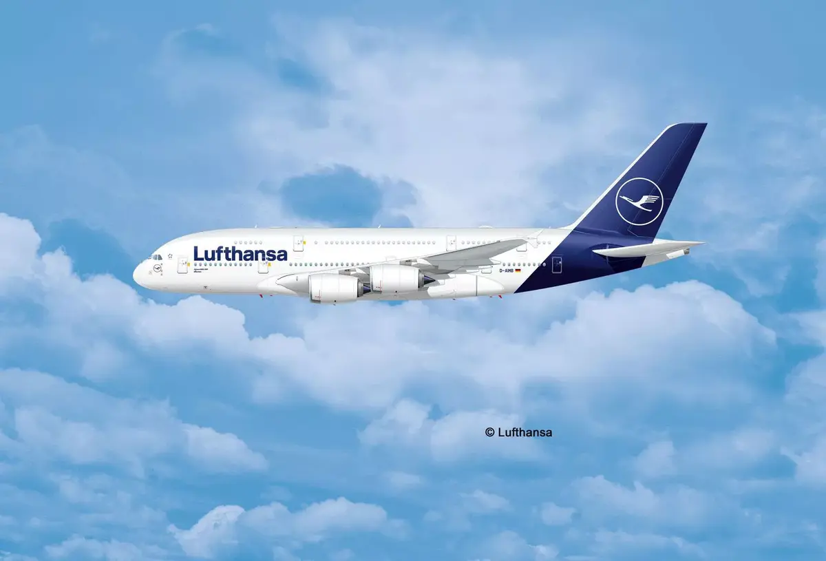 Sastādīta modeļa Revell Airbus A380-800 Photo 7