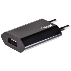 Сетевое зарядное устройство Akyga AK-CH-03BK для смартфона и планшета, вход 110–240 В, выход 5 В USB, чёрный