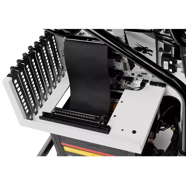 Внутренний силовой кабель Thermaltake AC-053-CN1OTN-C1 Photo 5