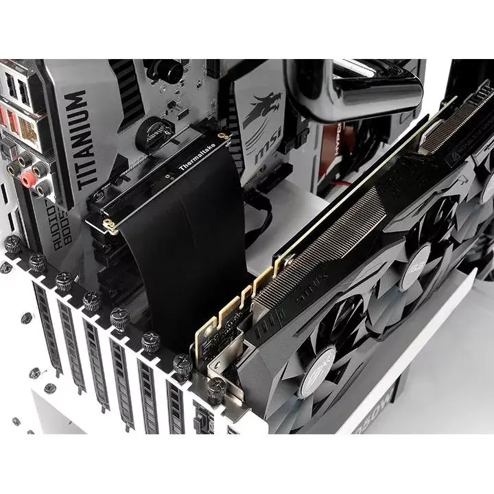 Внутренний силовой кабель Thermaltake AC-053-CN1OTN-C1 Photo 6