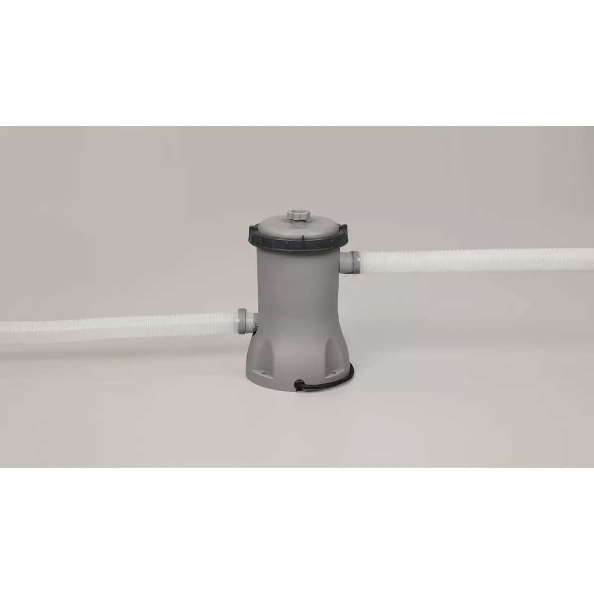 Bestway FLOWCLEAR 58383 Cartridge Filter Pump Photo 4