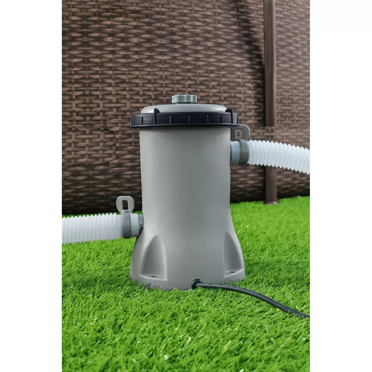 Bestway FLOWCLEAR 58383 Cartridge Filter Pump Photo 12