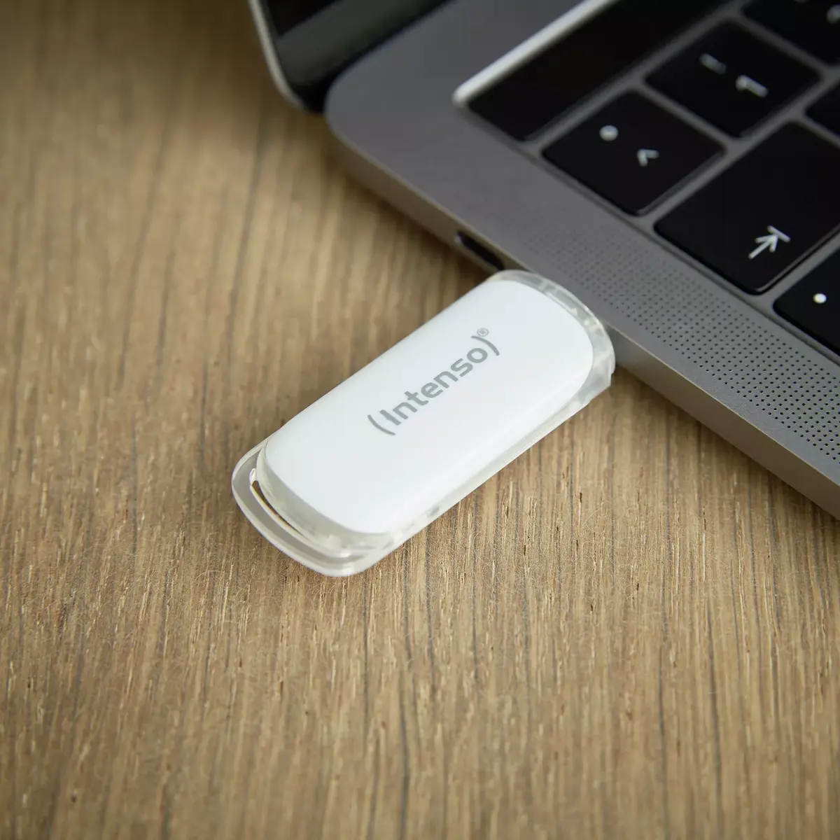 USB флеш-память Intenso 32GB Flash Line Photo 3