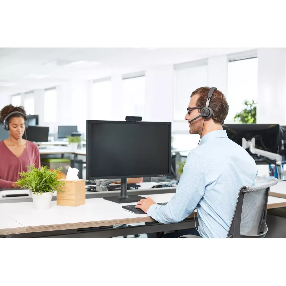 Austiņas Logitech Zone Wired UC Photo 10