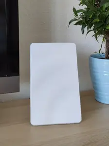 Indoor UHF TV Antenna Maximum DA-2200 — compact indoor antenna for UHF reception