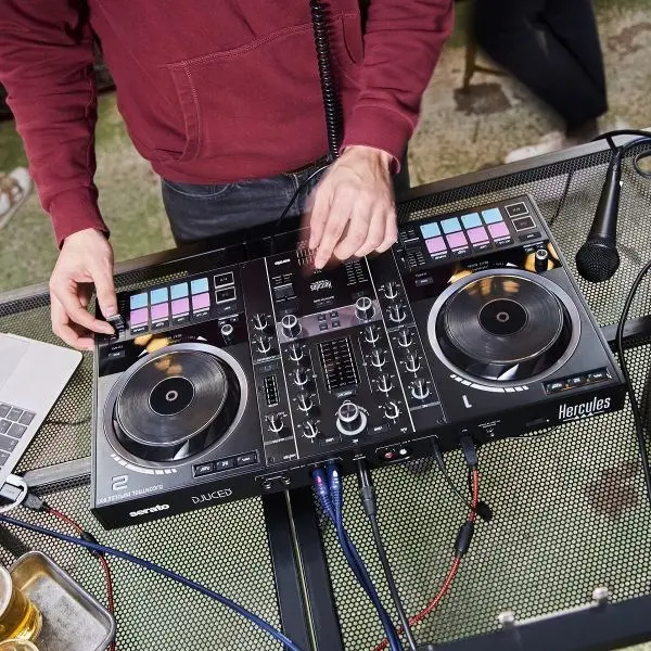 DJ-консоль Hercules Inpulse 500 Photo 9