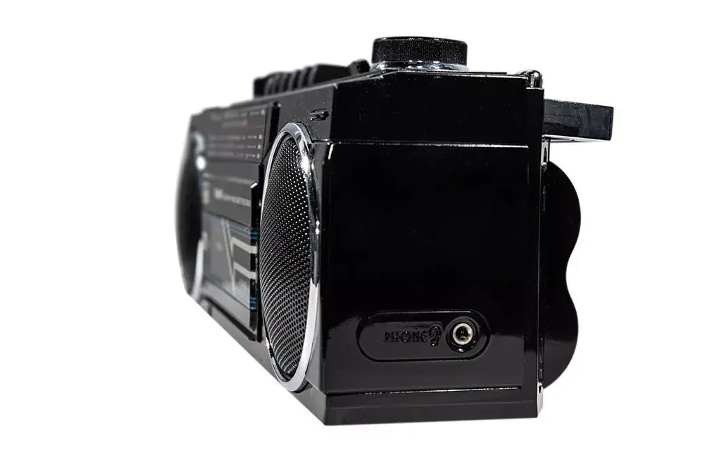 Портативный радиозаписывающее устройство Trevi RR 501 BT Photo 5