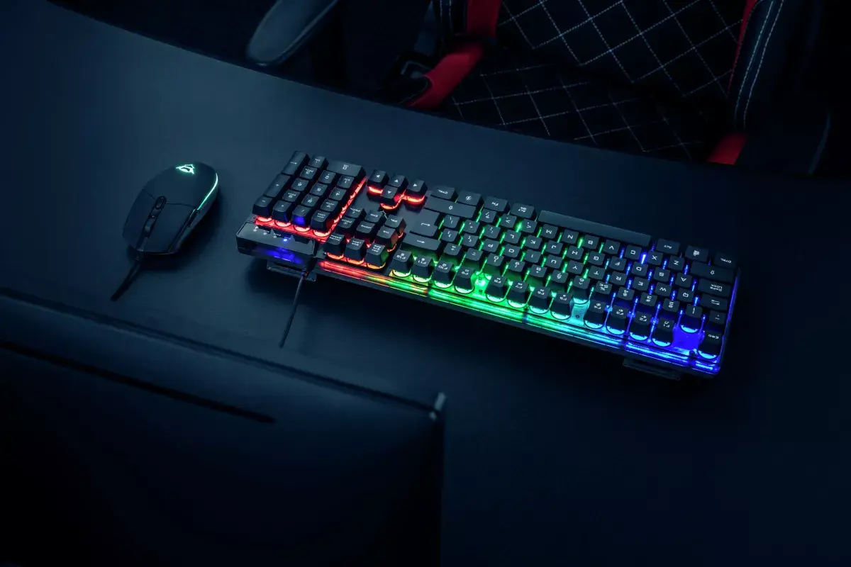 Игровая клавиатура Trust GXT 838 Azor Photo 13