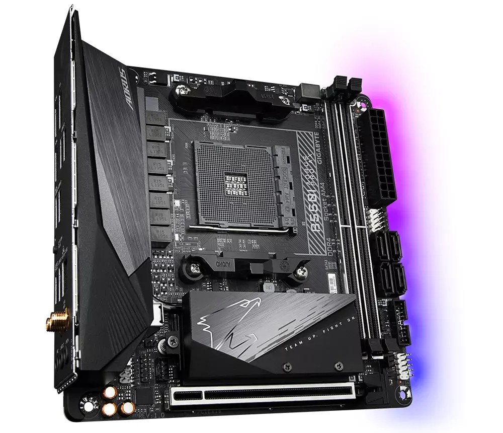 Pamatplate GIGABYTE B550I AORUS PRO AX, B550 Photo 3