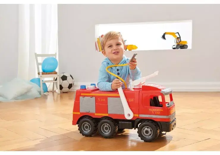 Пожарная машина Lena GIGA TRUCKS 02058EC Photo 5