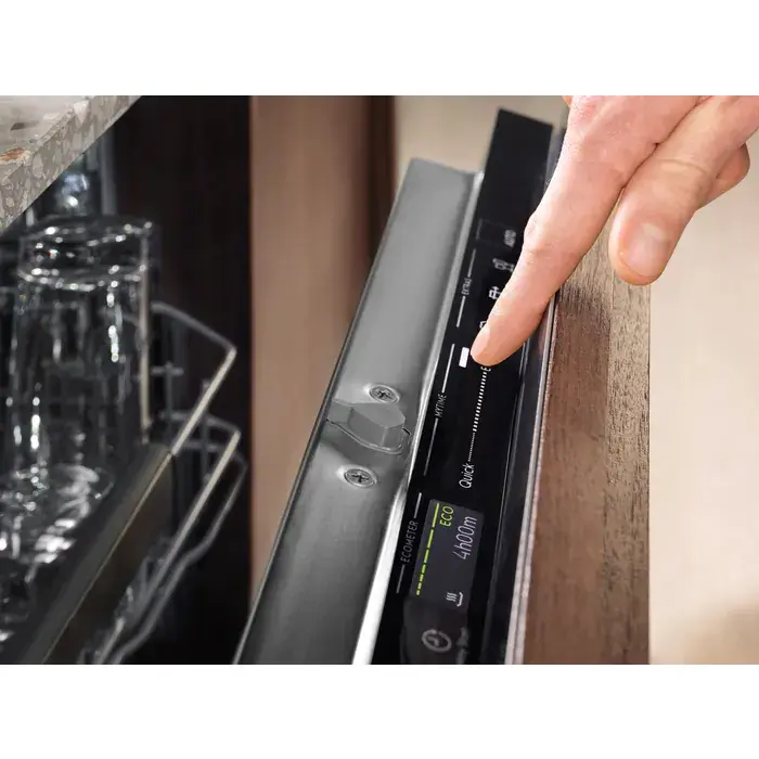 Electrolux EEG62300L Slimline Built-In Dishwasher Photo 9