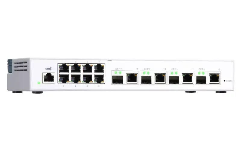 Управляемый L2 гигабитный Ethernet коммутатор QNAP QSW-M408-4C Photo 5