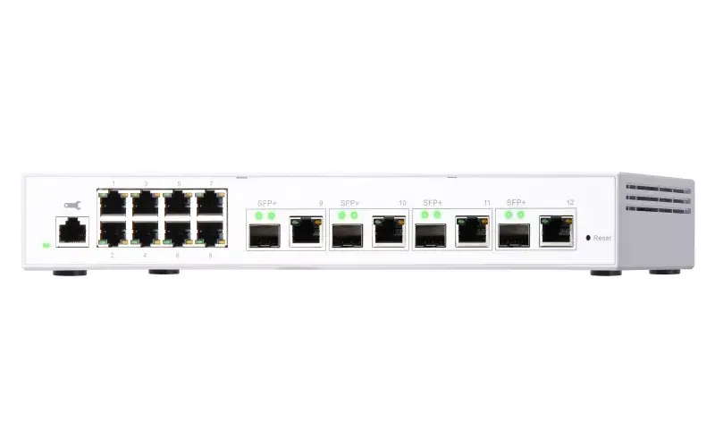 Управляемый L2 гигабитный Ethernet коммутатор QNAP QSW-M408-4C Photo 6