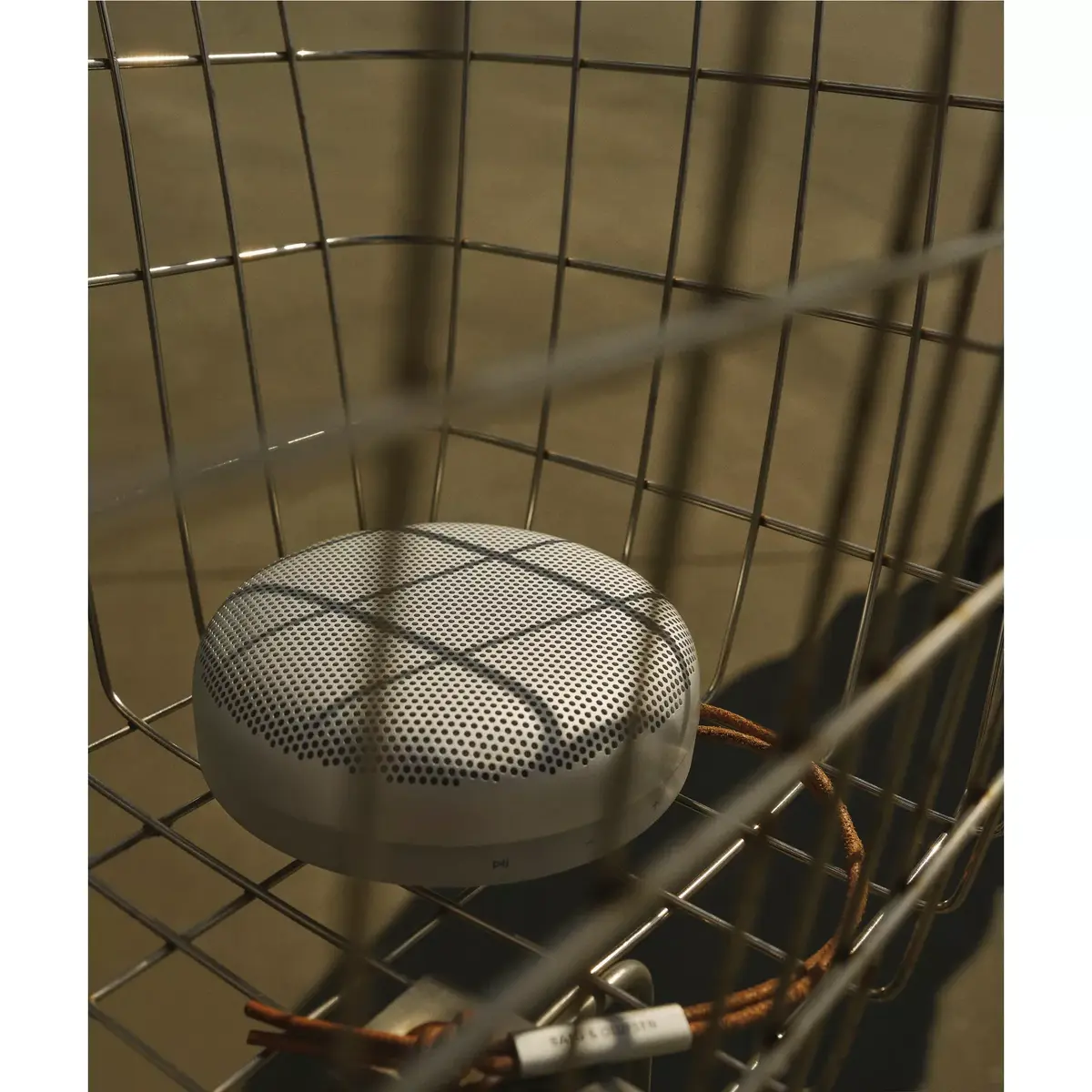 Portatīvais skaļrunis Bang & Olufsen Beosound A1 2nd Gen 1734001 Photo 21