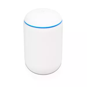 Маршрутизатор Ubiquiti UniFi Dream Machine