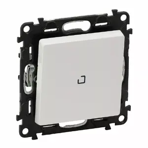 Одноклавишный выключатель Legrand Valena Life с LED-подсветкой, белый