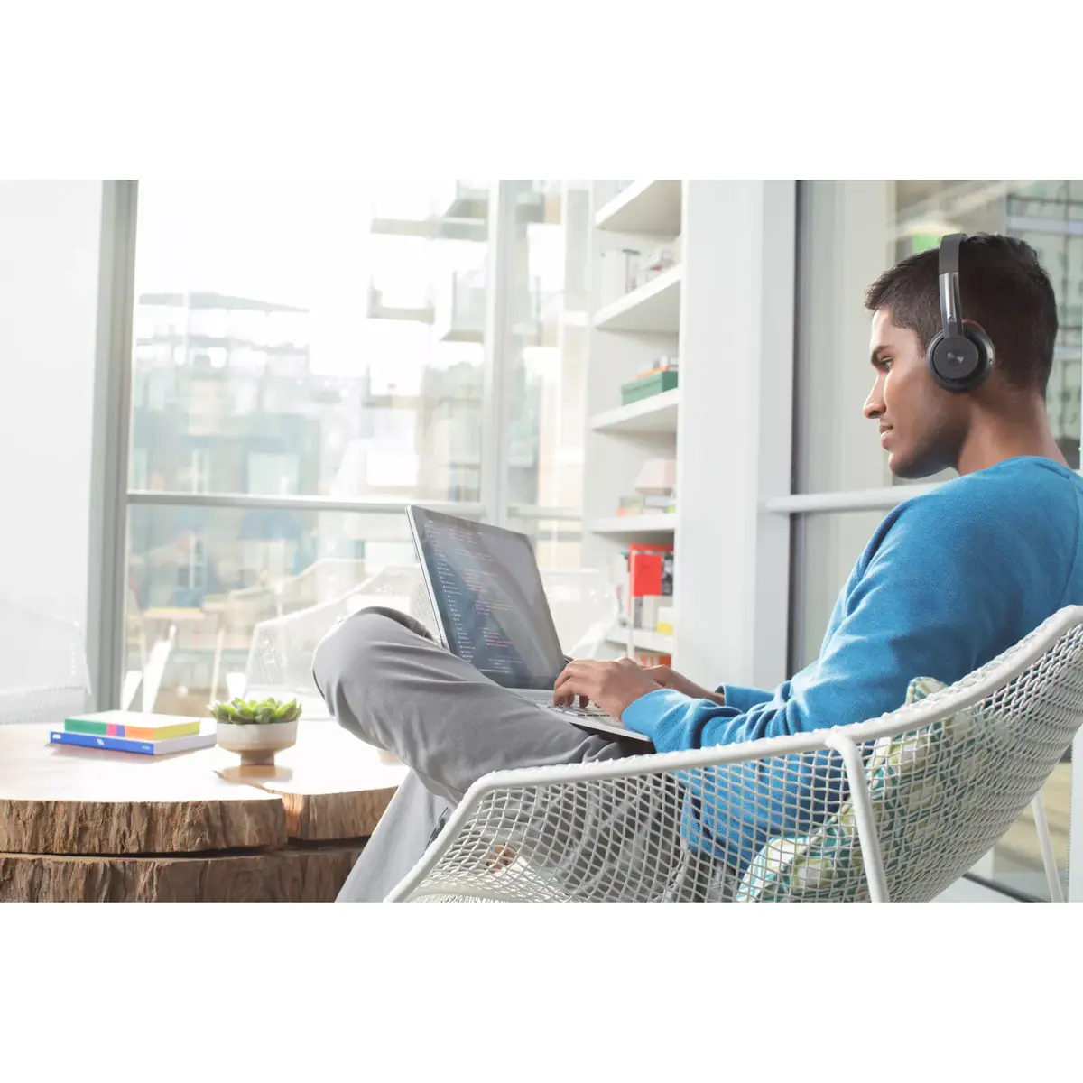 Austiņas Logitech Zone Wireless UC Photo 12