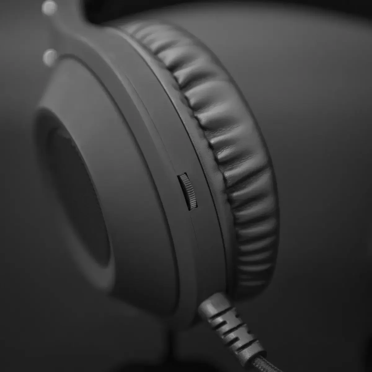 Headset White Shark Wildcat Photo 6