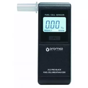 Alkoholometra ORO‑MED X12 PRO BLACK — bezkontakta, 0–4 g/l, LCD, 2×AAA, 111.5×45×19.8 mm