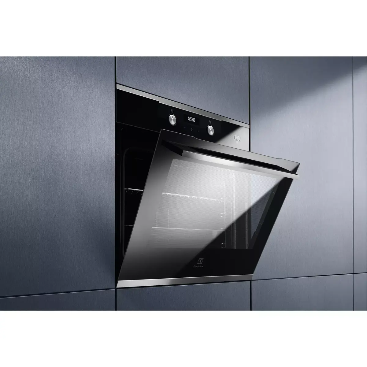 Electrolux KODEH70X iebūvējamā elektriskā cepeškrāsns Photo 4
