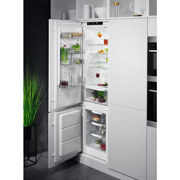 Built-in Refrigerator AEG SCE819E5TS Photo 3