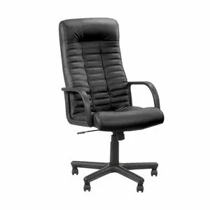 Biroja krēsls nowy styl BOSS ECO30 — melna mākslīgā āda, augstuma regulēšana, pagrieziena mehānisms