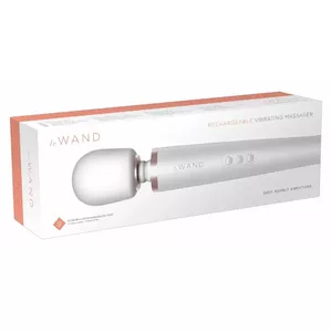Rechargeable waterproof wand massager le wand Pearl White — 34 cm, silicone head, 20 vibration modes, 10 intensities