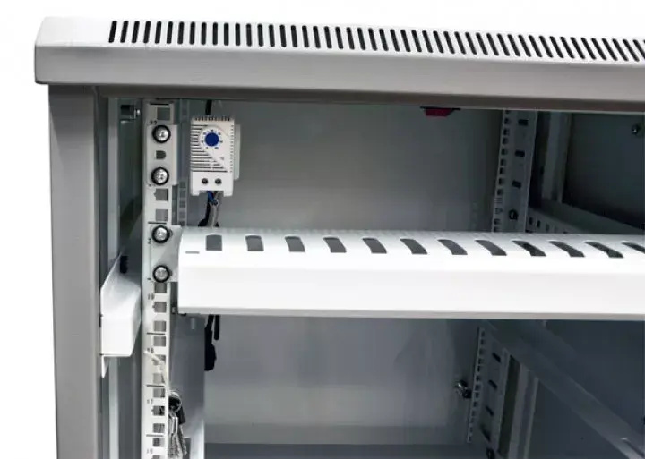 ALLNET 22U freestanding rack Photo 6