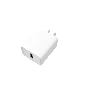 Mobile device charger eSTUFF ES636101-BULK — Indoor AC smartphone charger, 100–240V input, 5V 2.4A, 1× USB 2.0, white