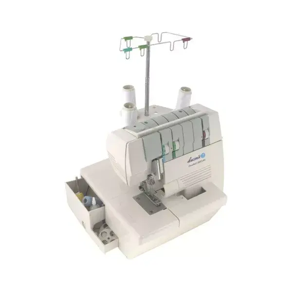 Швейная машина Lucznık Overlock 820D-3 Photo 3