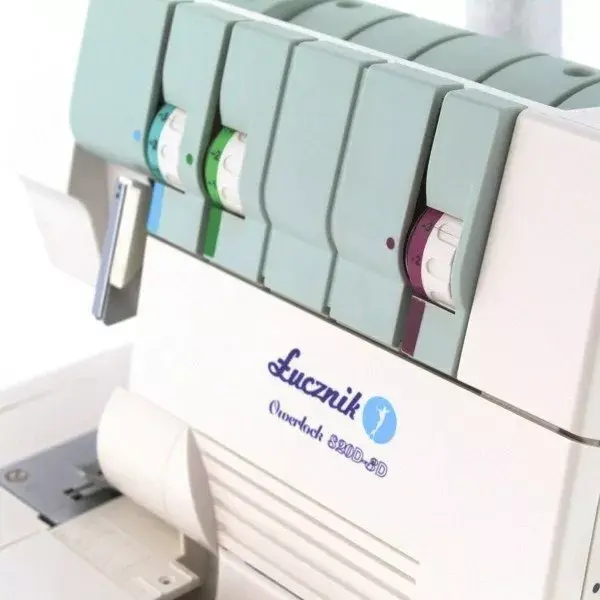 Швейная машина Lucznık Overlock 820D-3 Photo 7