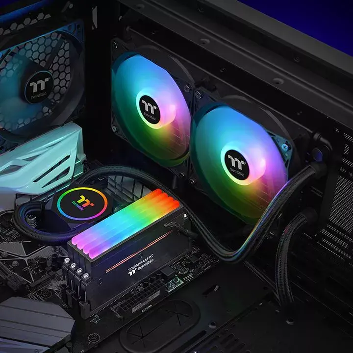 Система жидкостного охлаждения Thermaltake Floe RC240 Photo 6