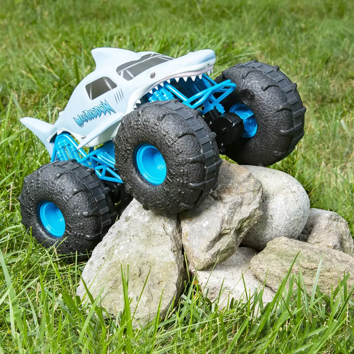 Spinmaster Megalodon STORM RC Monster Truck 1:15 Photo 5