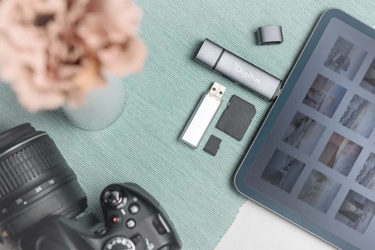 Двойной картридер и хаб Digitus USB-C / USB-A Photo 2