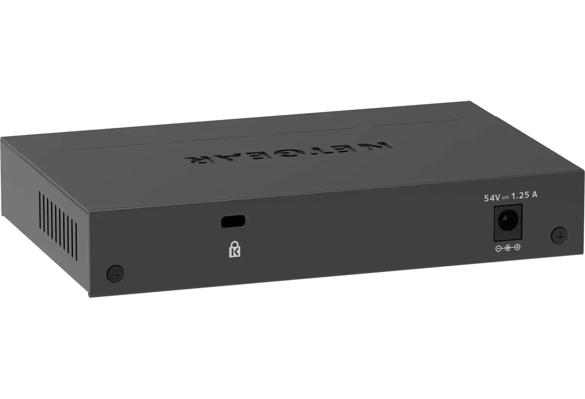 NETGEAR 5-Port Gigabit Ethernet PoE+ Switch (GS305EP) Photo 5