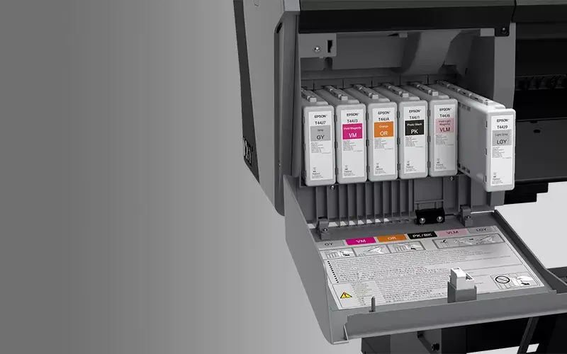 Epson SureColor SC-P9500 Spectro крупноформатный принтер Photo 6